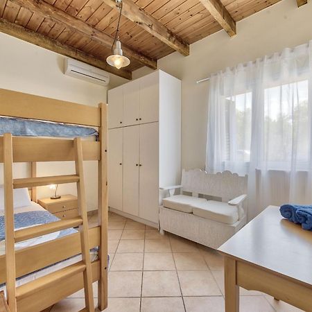 Olivegrove Villa - Nestled In Olive Trees With Private Pool, By Zantewize ตรากากิ ภายนอก รูปภาพ