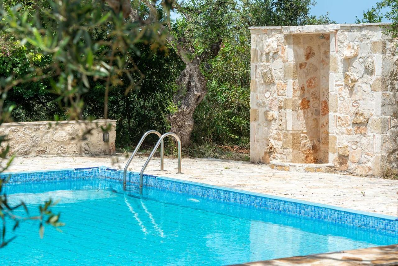 Olivegrove Villa - Nestled In Olive Trees With Private Pool, By Zantewize ตรากากิ ภายนอก รูปภาพ