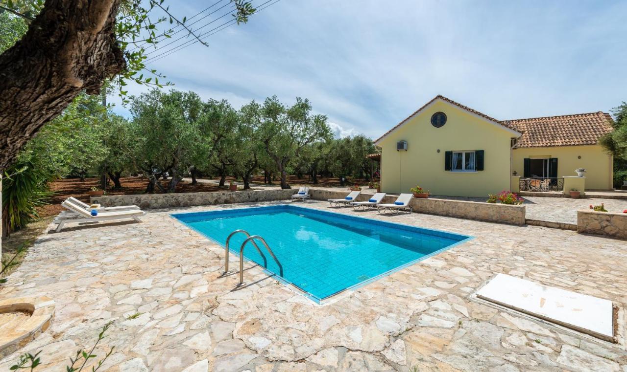 Olivegrove Villa - Nestled In Olive Trees With Private Pool, By Zantewize ตรากากิ ภายนอก รูปภาพ