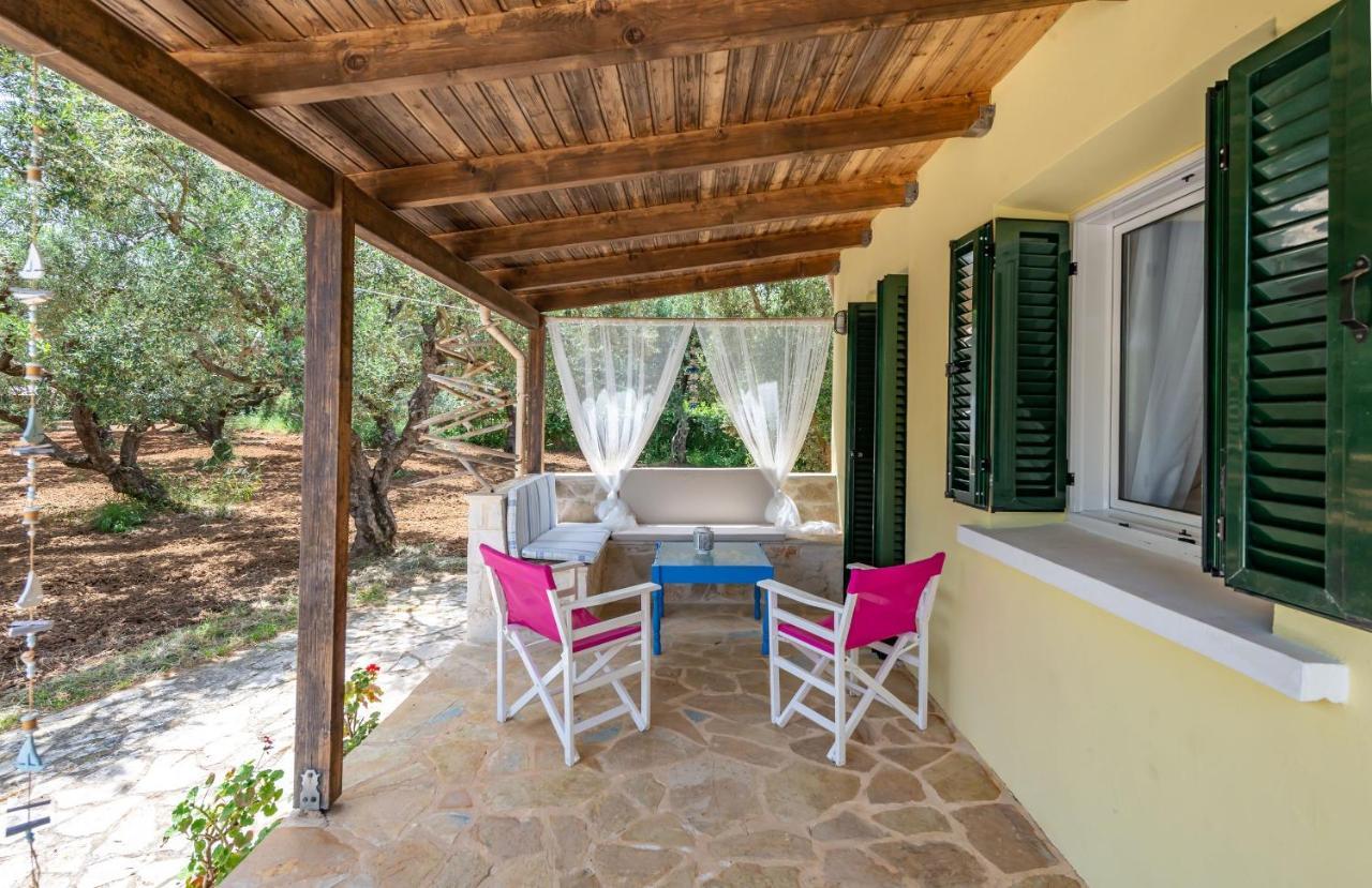 Olivegrove Villa - Nestled In Olive Trees With Private Pool, By Zantewize ตรากากิ ภายนอก รูปภาพ